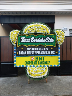 Papan Bunga Duka di Mangga Dua Selatan